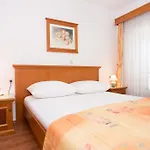 Appartement Astoria Rab Town