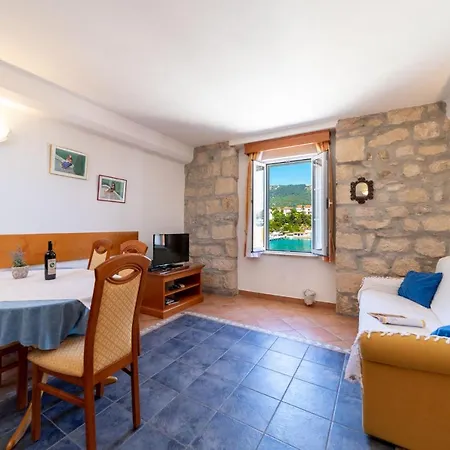 Astoria Apartman *