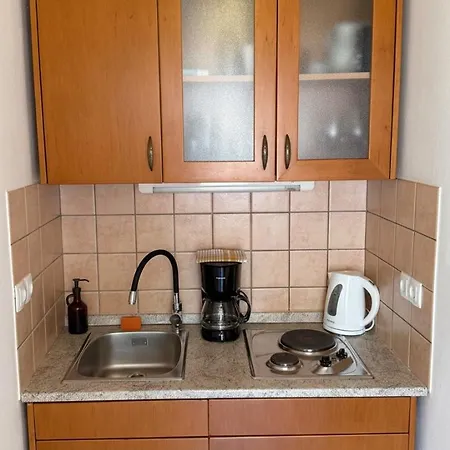 Astoria Apartment Rab Town
