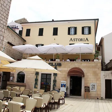 Astoria Apartamento Rab Town