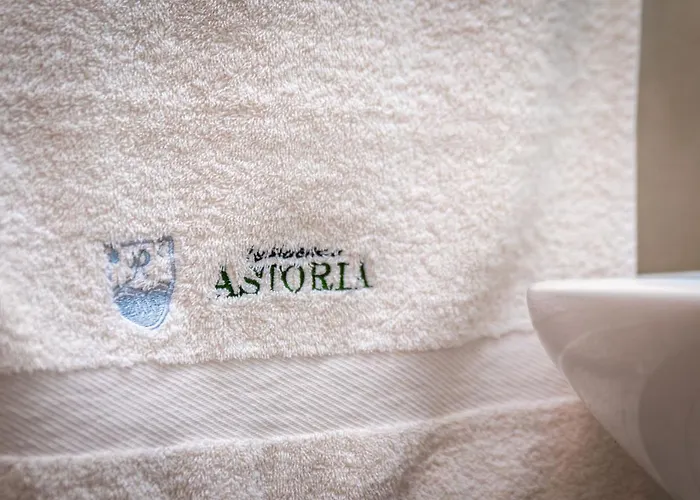 Astoria *
